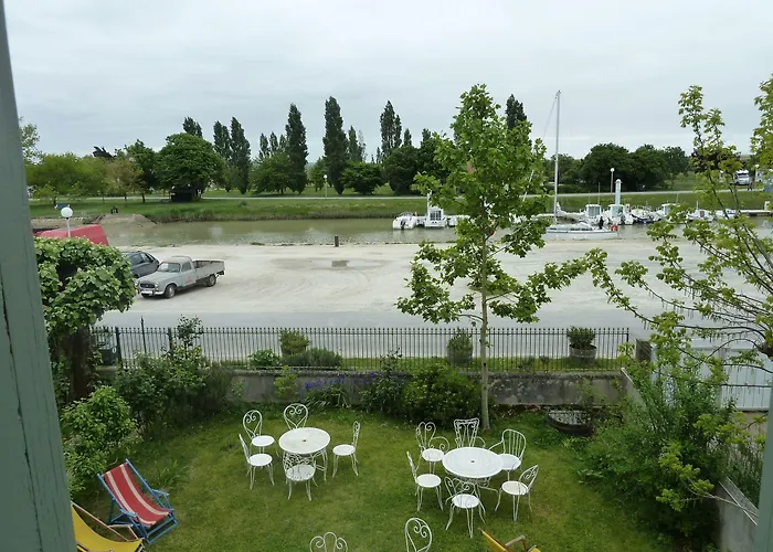 Le Domaine Du Meunier Guest house 4*