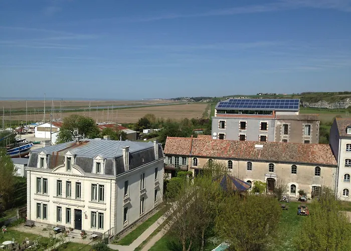 Le Domaine Du Meunier 4* Mortagne-sur-Gironde